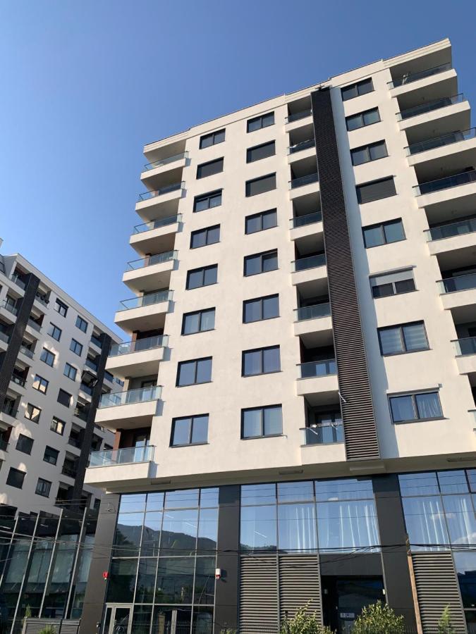 Pink Modern Apartment Скоп'є Екстер'єр фото