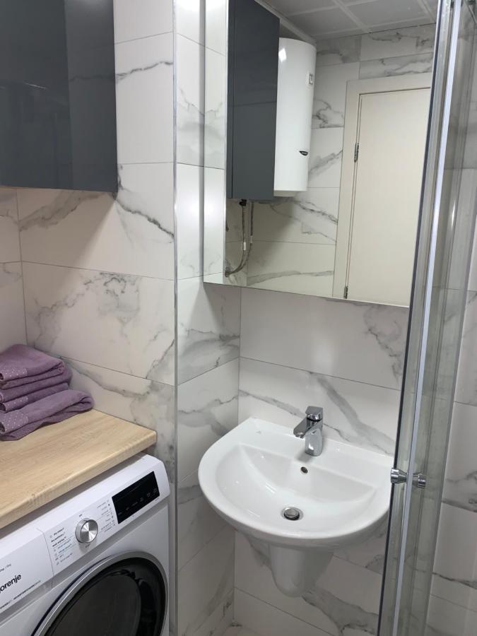 Pink Modern Apartment Скоп'є Екстер'єр фото